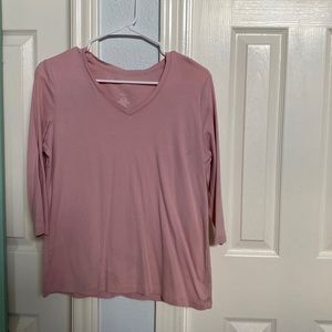 St. John’s bay 3/4 tee. Size L